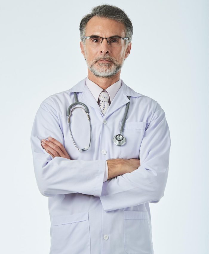 portrait-professional-medical-worker-posing-picture-with-arms-folded (1) portrait-professional-medical-worker-posing-picture-with-arms-folded (1)
